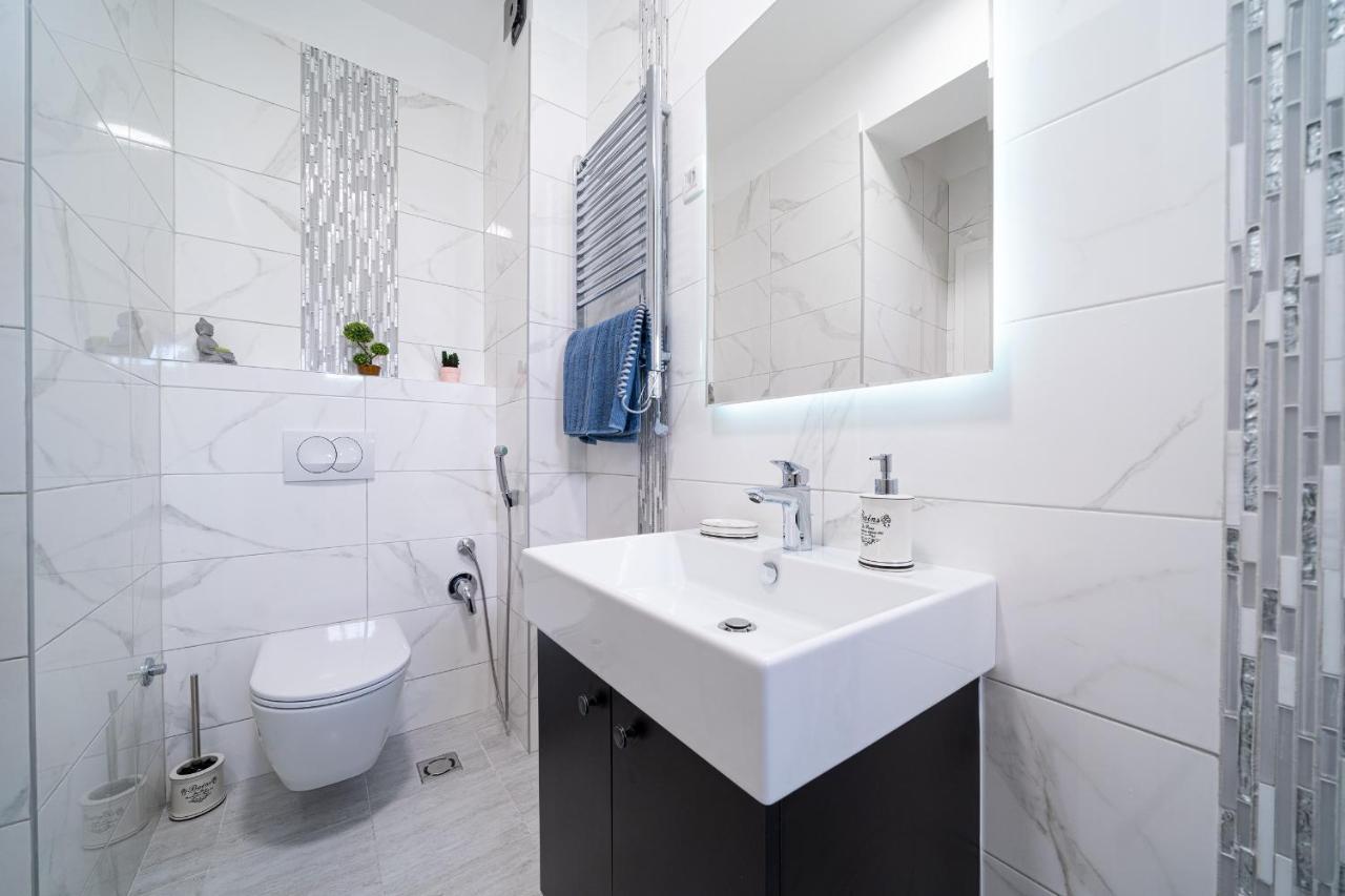 Luxury Dream View Apartment Котор Екстериор снимка